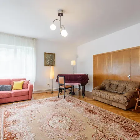 Casa Cu Cires * Brassó